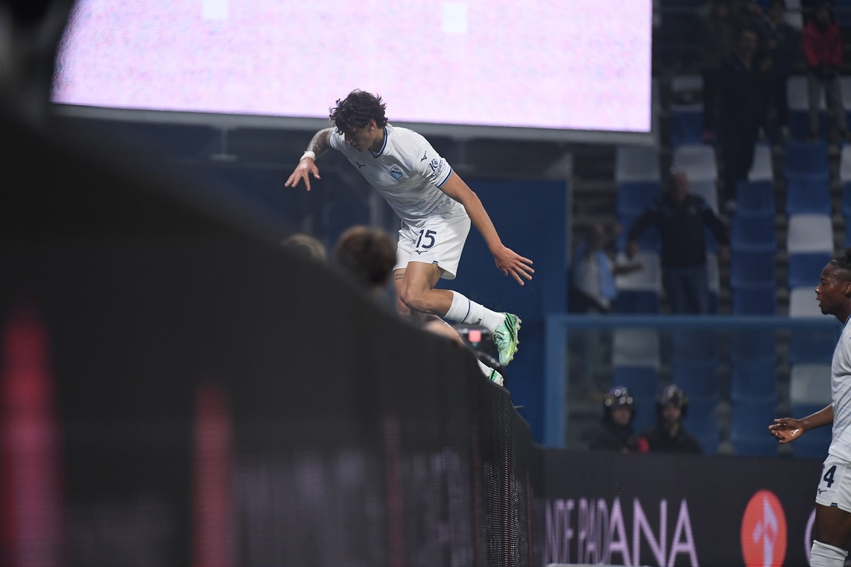 El bisnieto de Benito Mussolini marcó su primer gol en la Serie A con la camiseta de Lazio