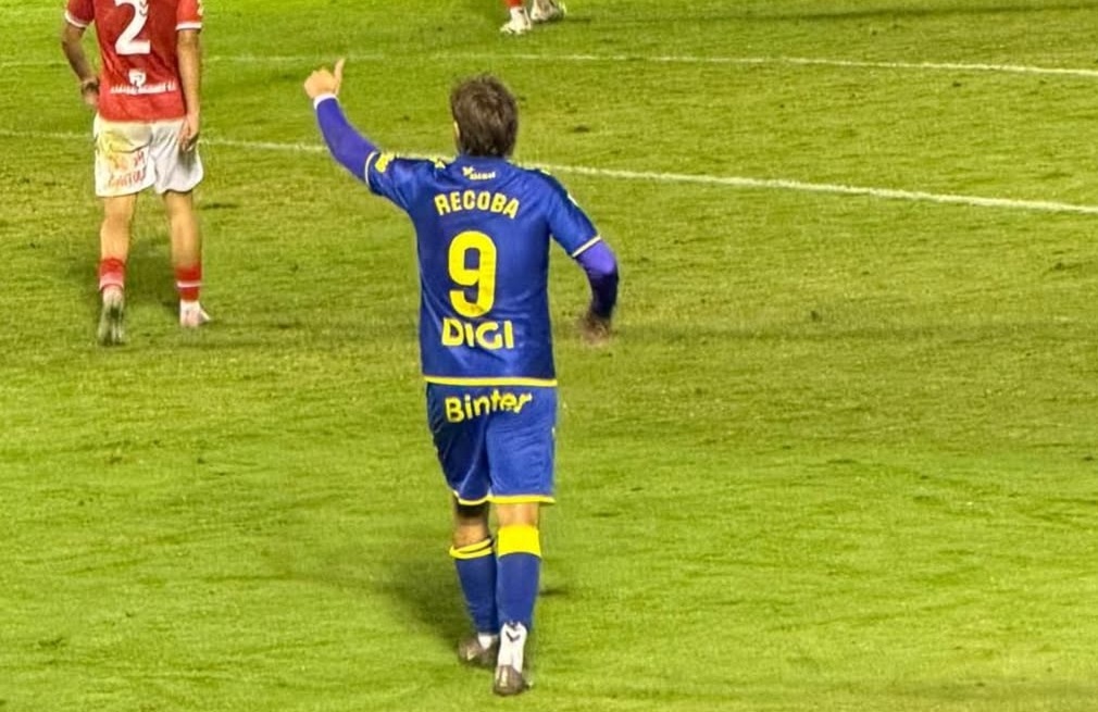 Jeremía Recoba volvió a jugar un partido oficial en Las Palmas después de 382 días