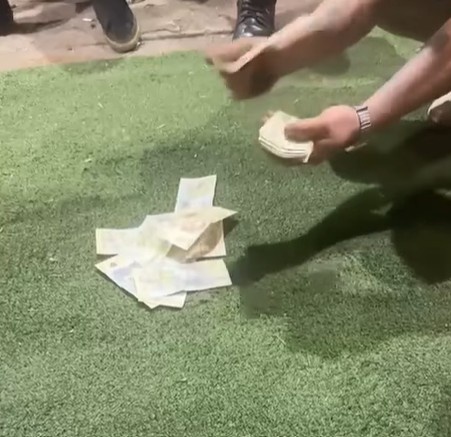 Uruguayos apostaron miles de pesos en una partida de un juego que está prohibido