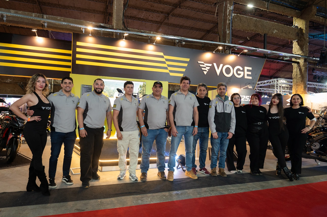 El equipo de Voge presente en la Motofest. Foto: Javier Noceti