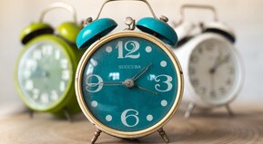 Dar las doce antes de hora