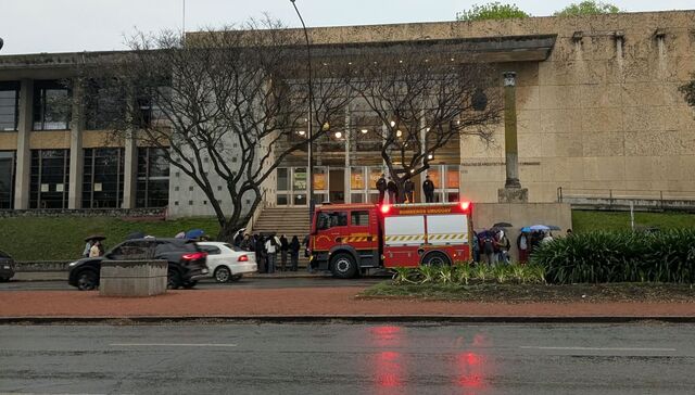 Facultades de la Universidad de la República debieron ser evacuadas por amenazas de bomba