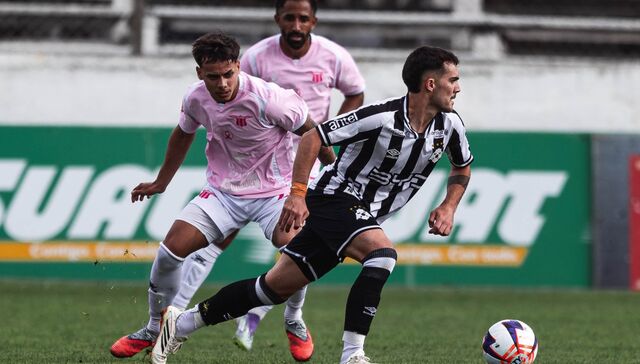 En casa ajena