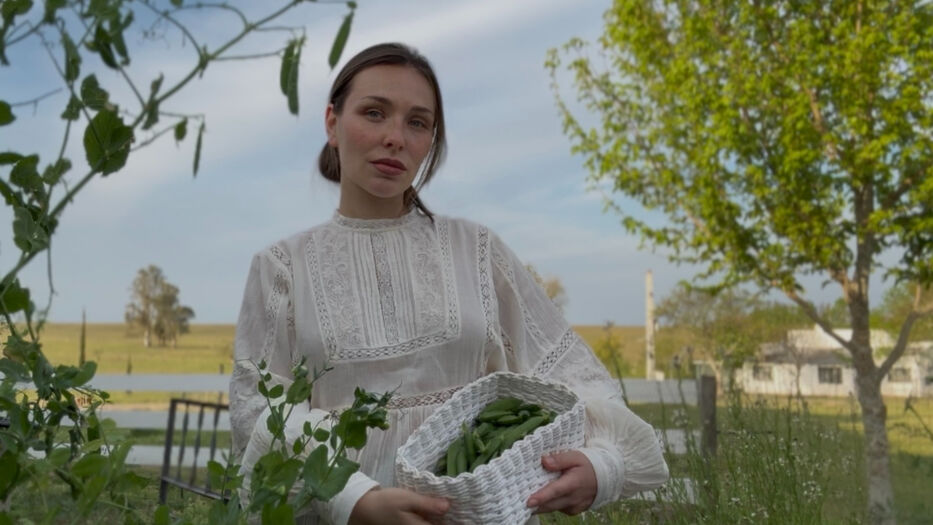 De modelo en Rusia a vivir en el campo en Tacuarembó: la historia de Eugenia Evlampieva