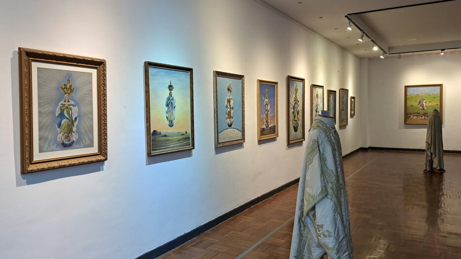 Exhiben en Florida la historia de la Virgen de los Treinta y Tres junto a rosario papal