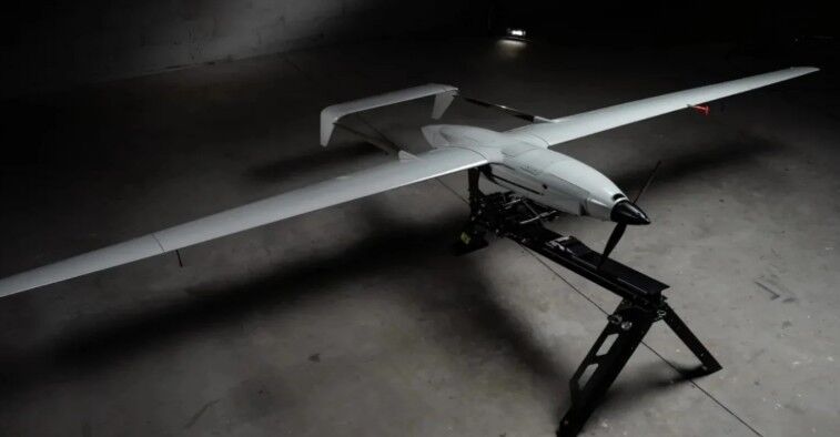 Ucrania desplegó cañones con IA para proteger puentes de Kiev de drones rusos