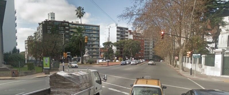 Joven contó cómo fue el robo de un celular en Pocitos y aseguró: “Todos van para esa zona”