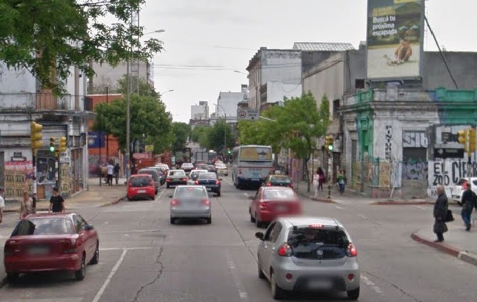 Robaron una joyería en Cordón: ladrones rompieron una vitrina y se llevaron varios anillos