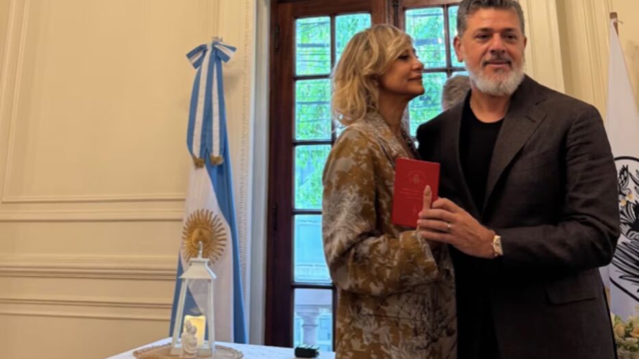 Andrea Ghidone y Pablo Otero dieron el sí: los detalles de su íntima boda por civil