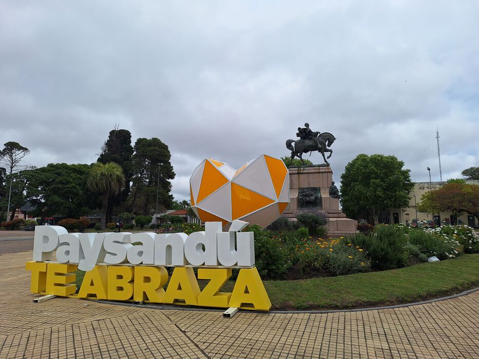 En la Plaza Artigas. Foto: Pedro Dutour.