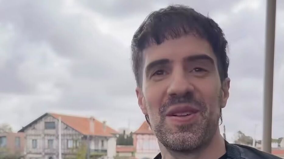 “Tengo el culo cuadrado”: Martín Cirio tras su llegada a Uruguay para un show
