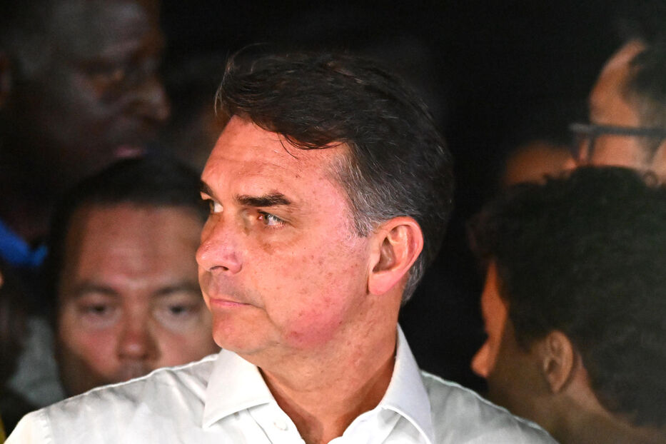 Migraciones Argentina “no tiene registro” de que Flávio Bolsonaro ingresara por frontera